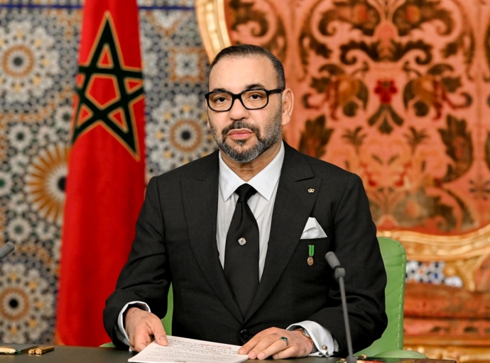 الملك يعزي أفراد أسرة الإعلامية الراحلة فاطمة الوكيلي