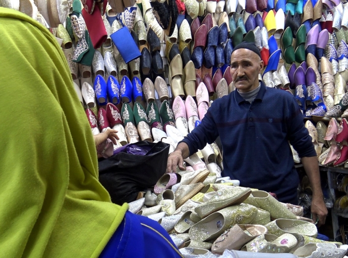 أجواء الإقبال على اقتناء ملابس عيد الفطر بالدار البيضاء