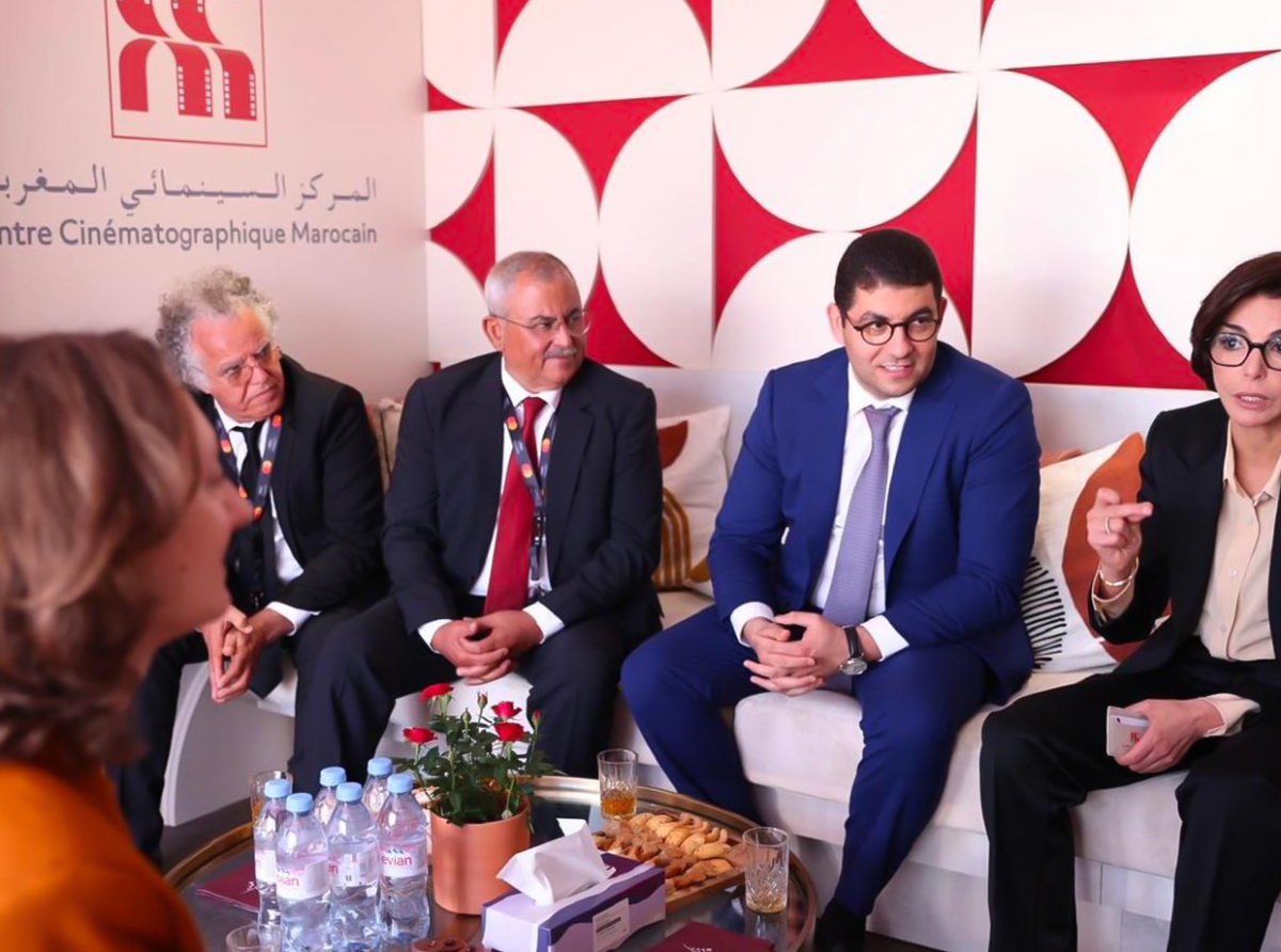 وزيرة الثقافة الفرنسية تزور الجناح المغربي بمهرجان كان السينمائي 