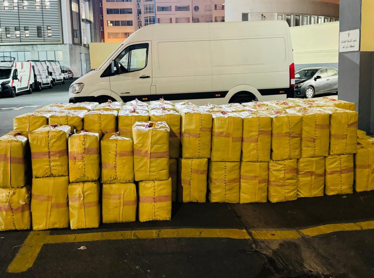 الدار البيضاء.. إحباط محاولة تهريب ثلاثة أطنان و900 كيلوغرام من مخدر الشيرا