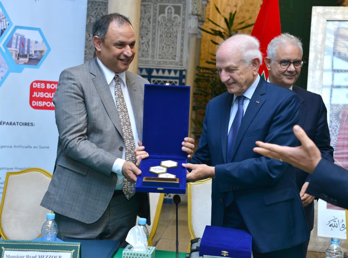 برئاسة أندري أزولاي: انعقاد اجتماع مجلس إدارة مؤسسة FRDISI بحضور وزراء وفاعلين